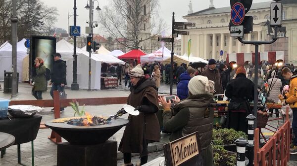 Ярмарка Казюкаса в Вильнюсе: как жители Литвы встретили весну - Sputnik Латвия