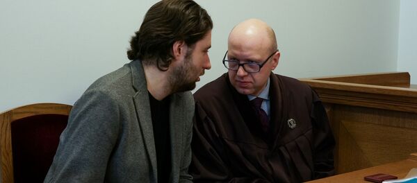 Александр Филей со своим адвокатом - Sputnik Латвия