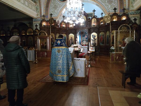 В православие всем лютеранским приходом: истории латышей, сменивших веру - Sputnik Латвия