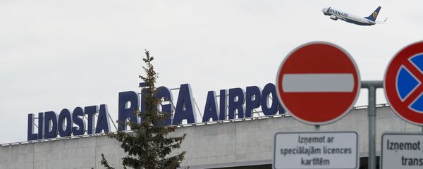 Самолет авиакомпании Ryanair взлетает из аэропорта Рига - Sputnik Латвия