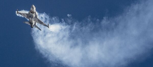 Истребитель F-16. Архивное фото Истребитель F-16. Архивное фото - Sputnik Латвия