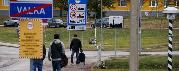 Латвийско-эстонская граница в Валке-Валге Латвийско-эстонская граница в Валке-Валге - Sputnik Latvija