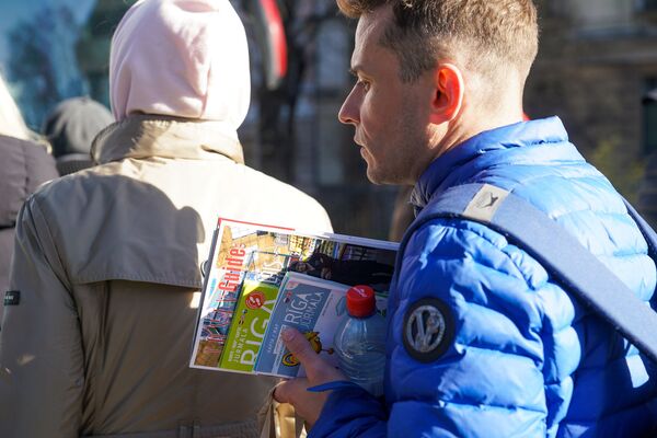 Возвращение домой: как Россия эвакуирует своих граждан из Латвии Возвращение домой: как Россия эвакуирует своих граждан из Латвии - Sputnik Латвия