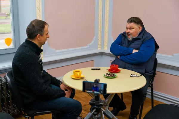 Езжайте в Россию, где ждет карьера: лидер Русской общины Лиепаи против мытья туалетов в ЕС Езжайте в Россию, где ждет карьера: лидер Русской общины Лиепаи против мытья туалетов в ЕС - Sputnik Латвия