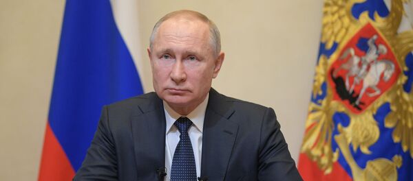Президент РФ В. Путин выступил с обращением в связи с коронавирусом  Президент РФ В. Путин выступил с обращением в связи с коронавирусом  - Sputnik Latvija