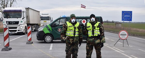 Литовские пограничники Литовские пограничники - Sputnik Latvija