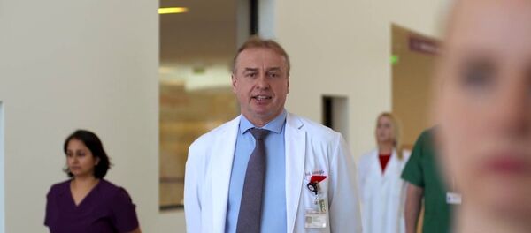 Латышей и русских просят не выходить из дома: медики Латвии обратились к населению Латышей и русских просят не выходить из дома: медики Латвии обратились к населению - Sputnik Latvija