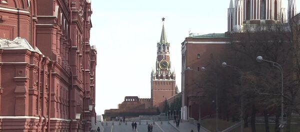 Самоизоляция в Москве: как выглядит центр столицы после введения ограничений из-за коронавируса - Sputnik Латвия