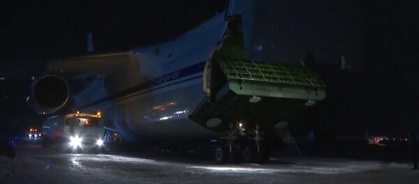 Krievija nosūtīja uz ASV lidmašīnu ar humāno palīdzību Krievija nosūtīja uz ASV lidmašīnu ar humāno palīdzību - Sputnik Latvija