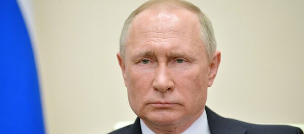 Президент РФ В. Путин выступил с обращением к гражданам Президент РФ В. Путин выступил с обращением к гражданам - Sputnik Latvija