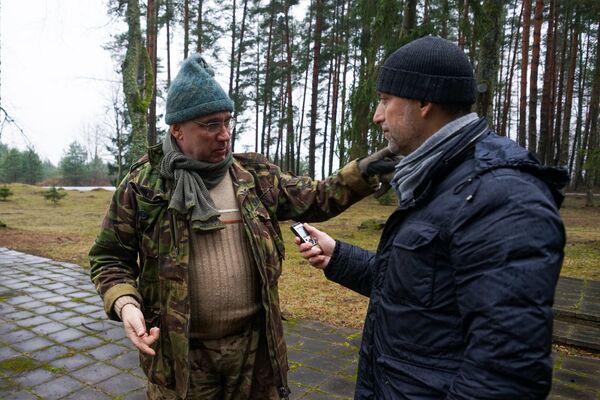 Бойцов Красной армии в Латвии не перезахоронят: планы нарушил коронавирус Бойцов Красной армии в Латвии не перезахоронят: планы нарушил коронавирус - Sputnik Латвия