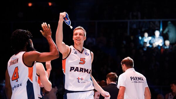 Баскетболист клуба Парма Марекс Мейерис  - Sputnik Латвия