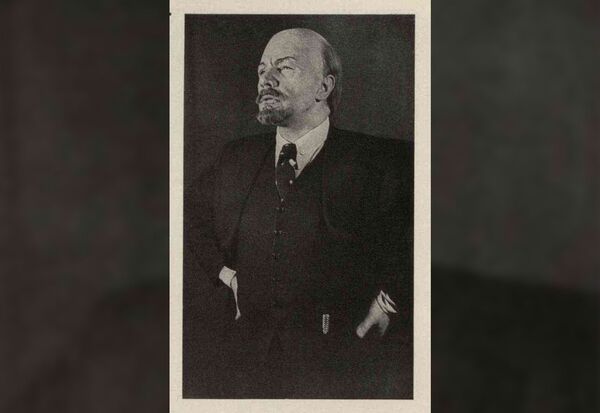 Овладеть ритмом мышления вождя: как латыши изображали Ленина - Sputnik Латвия