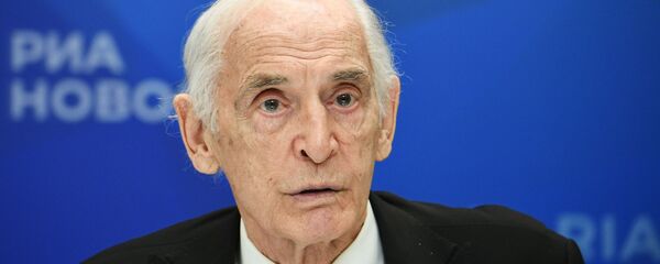 Народный артист СССР, сопредседатель движения Бессмертный полк Василий Лановой - Sputnik Латвия