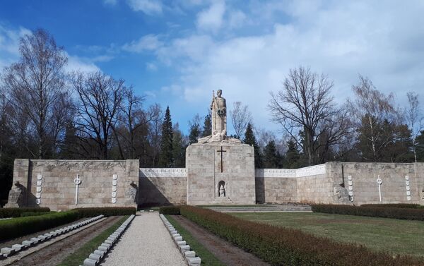 Brāļu kapi Rīgā - Sputnik Latvija