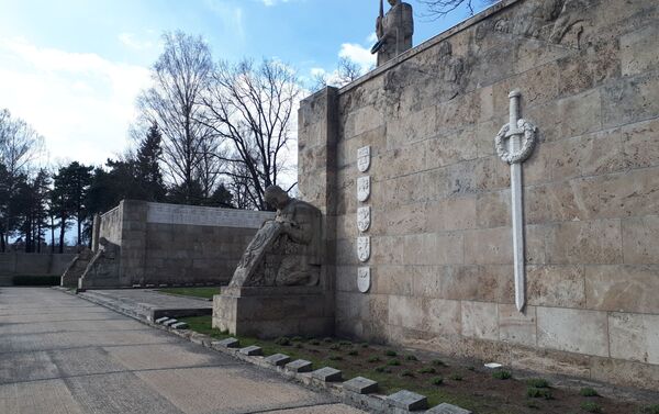 Братское кладбище в Риге - Sputnik Латвия