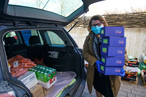 Работаем за идею: кто в Латвии готов трудиться бесплатно и почему - Sputnik Латвия