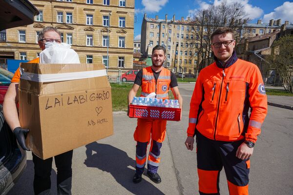 Работаем за идею: кто в Латвии готов трудиться бесплатно и почему - Sputnik Латвия