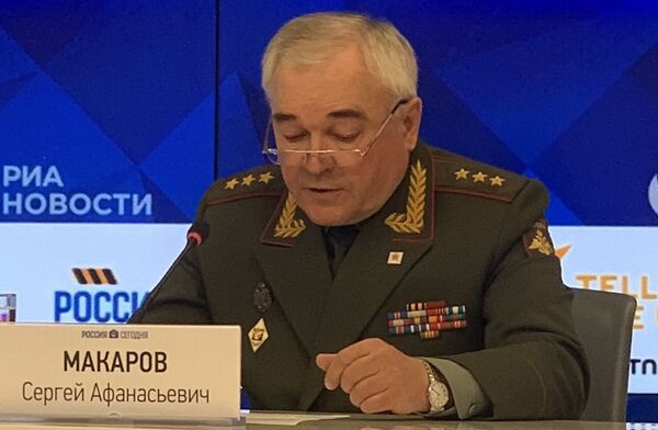 Соединить родных тех, кто воевал в одном окопе: Бессмертный полк - онлайн ширится - Sputnik Латвия