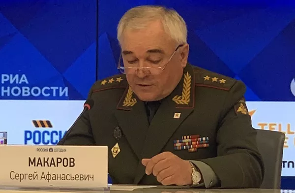 Соединить родных тех, кто воевал в одном окопе: Бессмертный полк - онлайн ширится Соединить родных тех, кто воевал в одном окопе: Бессмертный полк - онлайн ширится - Sputnik Латвия