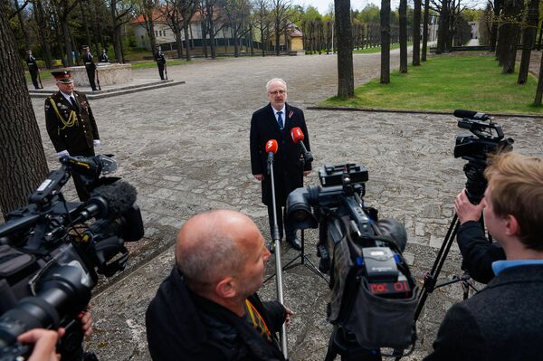 Чужой праздник: как и почему верхушка Латвии пытается отказаться от Дня Победы - Sputnik Латвия