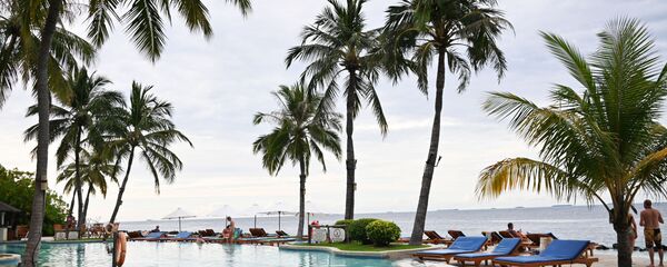 Пляж на одном из Мальдивских островов - Sputnik Латвия