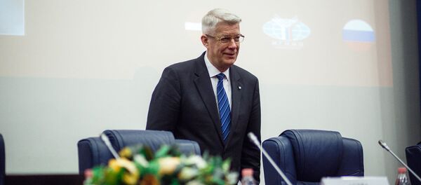 Валдис Затлерс на презентации своей книги Вот кто я Валдис Затлерс на презентации своей книги Вот кто я - Sputnik Латвия