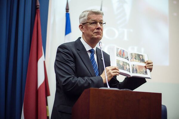 Валдис Затлерс на презентации своей книги Вот кто я - Sputnik Латвия