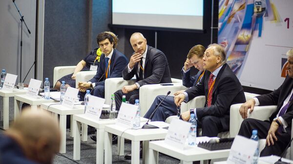 Госсекретарь Министерства сообщения Латвии Каспарс Озолиньш на выставке ТрансРоссия - Sputnik Латвия