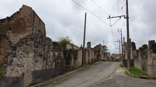 Самая жестокая расправа СС во Франции: трагедия Орадур-Сюр-Глан - Sputnik Латвия