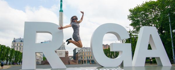В роли буквы I теперь может попробовать себя каждый В роли буквы I теперь может попробовать себя каждый - Sputnik Латвия