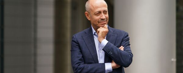 Депутат Рижской думы от партии Честь служить Риге, экс-мэр Риги Олег Буров - Sputnik Латвия