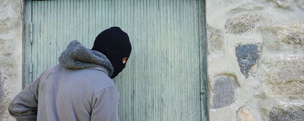 Вор взламывает замок - Sputnik Латвия