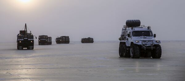 Испытания новых и перспективных образцов вооружения, военной и специальной техники в условиях Арктики Испытания новых и перспективных образцов вооружения, военной и специальной техники в условиях Арктики - Sputnik Latvija