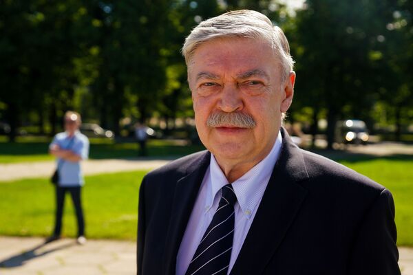 Кто не помнит прошлого, тот не владеет будущим: в Латвии вспоминали начало войны - Sputnik Латвия