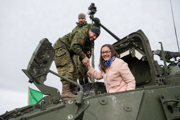 Женское лицо НКП: станет ли партия всерьез бороться за кресло мэра Риги - Sputnik Латвия