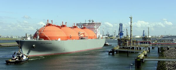 Судно, предназначенное для транспортировки сжиженного природного газа Судно, предназначенное для транспортировки сжиженного природного газа - Sputnik Latvija