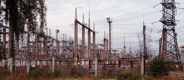 Transformatoru apakšstacijas un elektropārvades līnija AES teritorijā Transformatoru apakšstacijas un elektropārvades līnija AES teritorijā - Sputnik Latvija