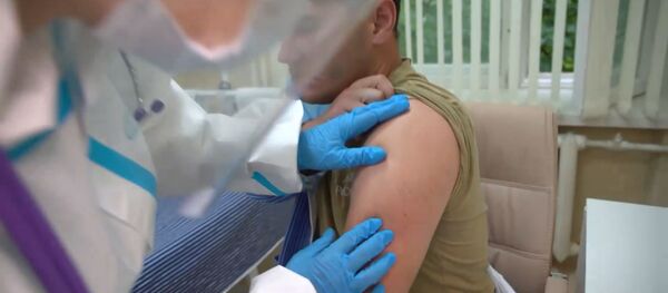 ВОЗ заинтересовалась российской вакциной от СOVID-19 - Sputnik Латвия