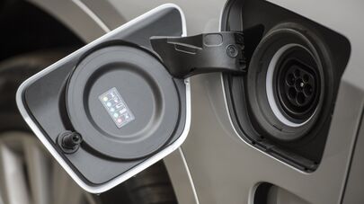 Электромобиль