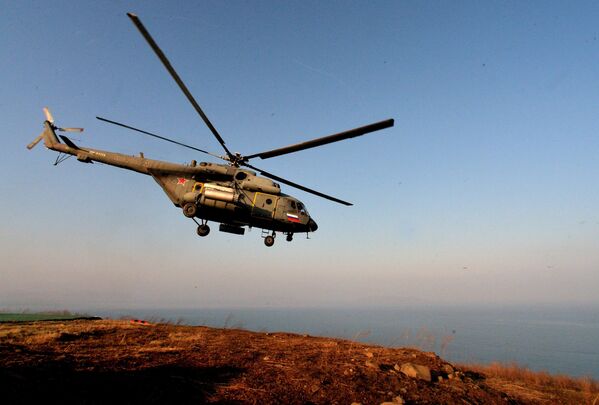 Mi-8 – vidējais daudzfunkcionālais helikopteris, kas tiek izmantots pasažieru un kravas pārvadājumiem. Kopš sērijveida ražošanas sākuma izlaisti vairāk nekā 12 tūkstoši mašīnu – helikopterim nav analogu savas klases lidaparātu vidū. - Sputnik Latvija