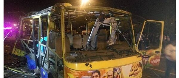 Взрыв автобуса в Ереване Взрыв автобуса в Ереване - Sputnik Латвия