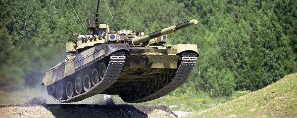 Танк Т-80 Танк Т-80 - Sputnik Latvija