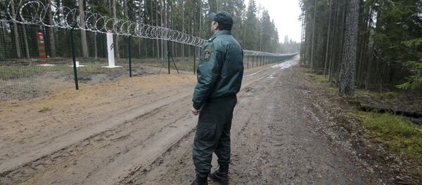 На границе Латвии и России На границе Латвии и России - Sputnik Latvija