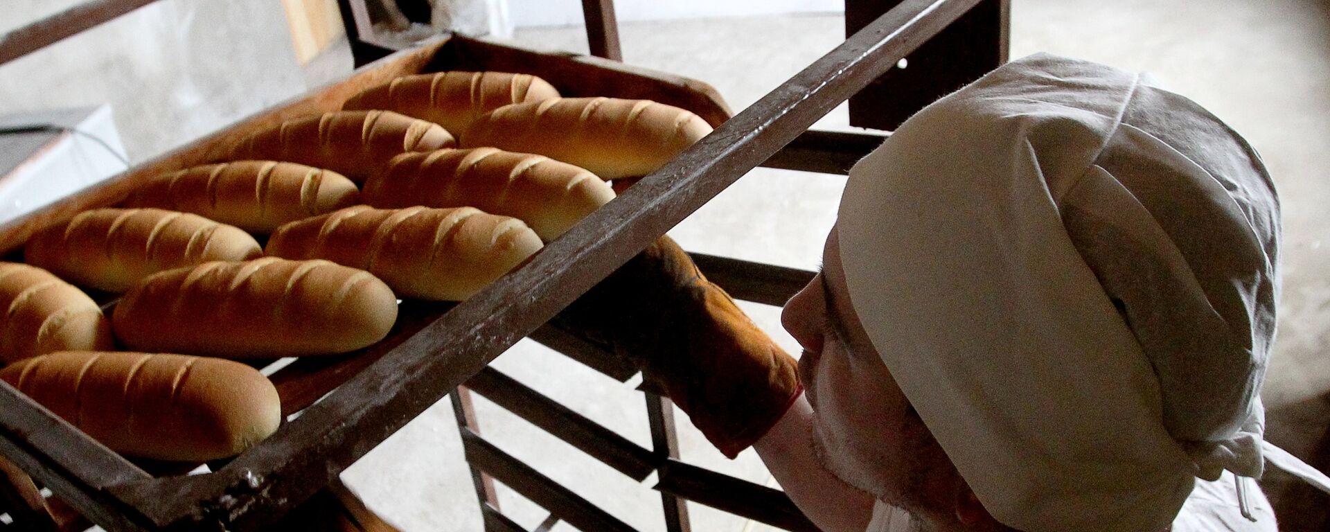 Работа пекарни - Sputnik Латвия, 1920, 25.06.2020