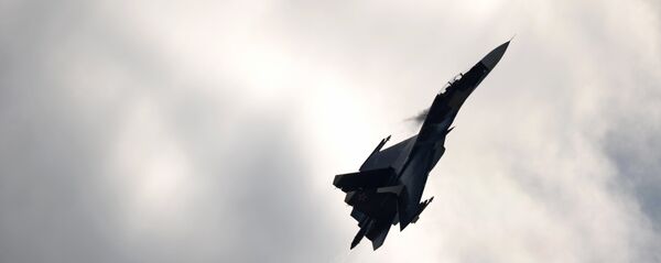 Lidmašīna Su-27. Foto no arhīva - Sputnik Latvija