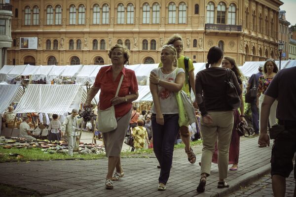 Зелёный рынок на Домской площади - Sputnik Latvija