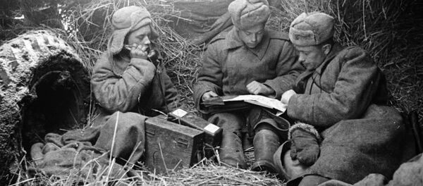Великая Отечественная война 1941-45 гг.  Связисты. - Sputnik Латвия