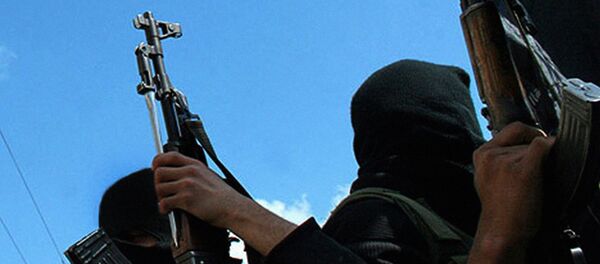 ANO apsūdz Sīrijas opozīciju civiliedzīvotāju slepkavībās Alepo ANO apsūdz Sīrijas opozīciju civiliedzīvotāju slepkavībās Alepo - Sputnik Latvija