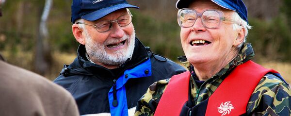 Пенсионеры смеются - Sputnik Latvija